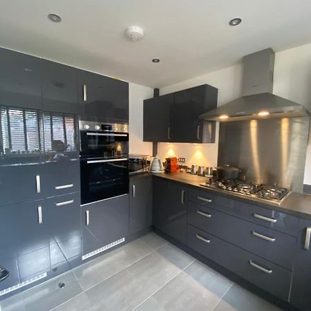 New Modern King Size Room With Ensuite And Parking Manchester Exteriör bild